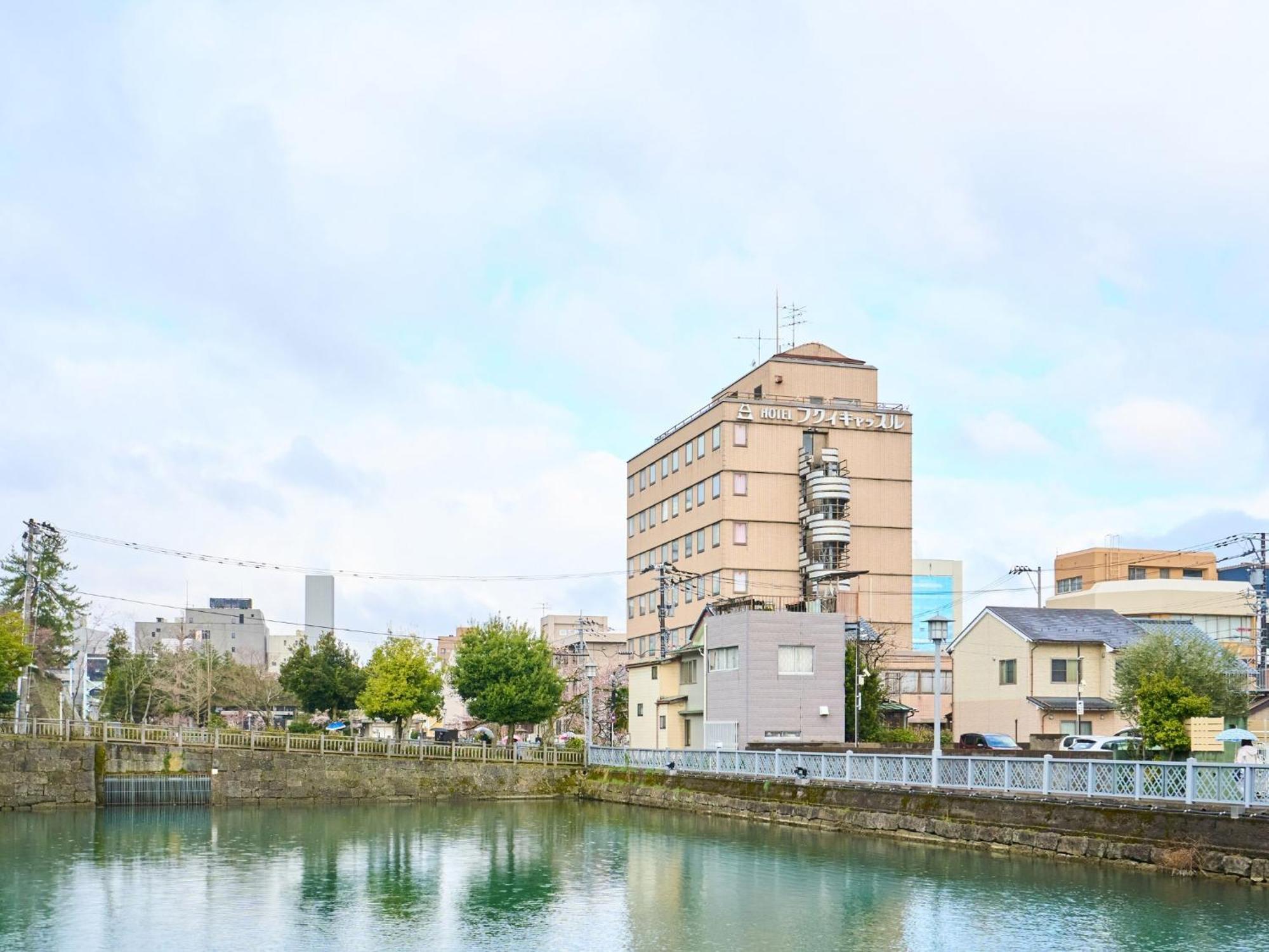 Hotel Fukui Castle - Vacation Stay 58696V Екстериор снимка